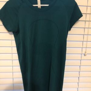 Lululemon shirt